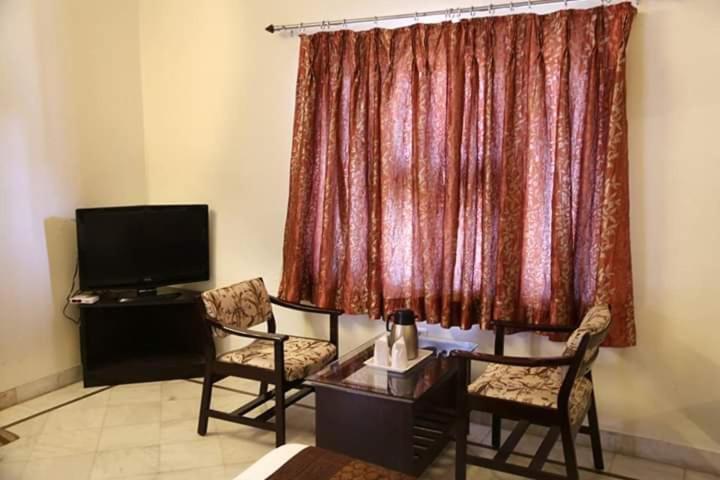 Hotel Karan Villas Kota  Kültér fotó